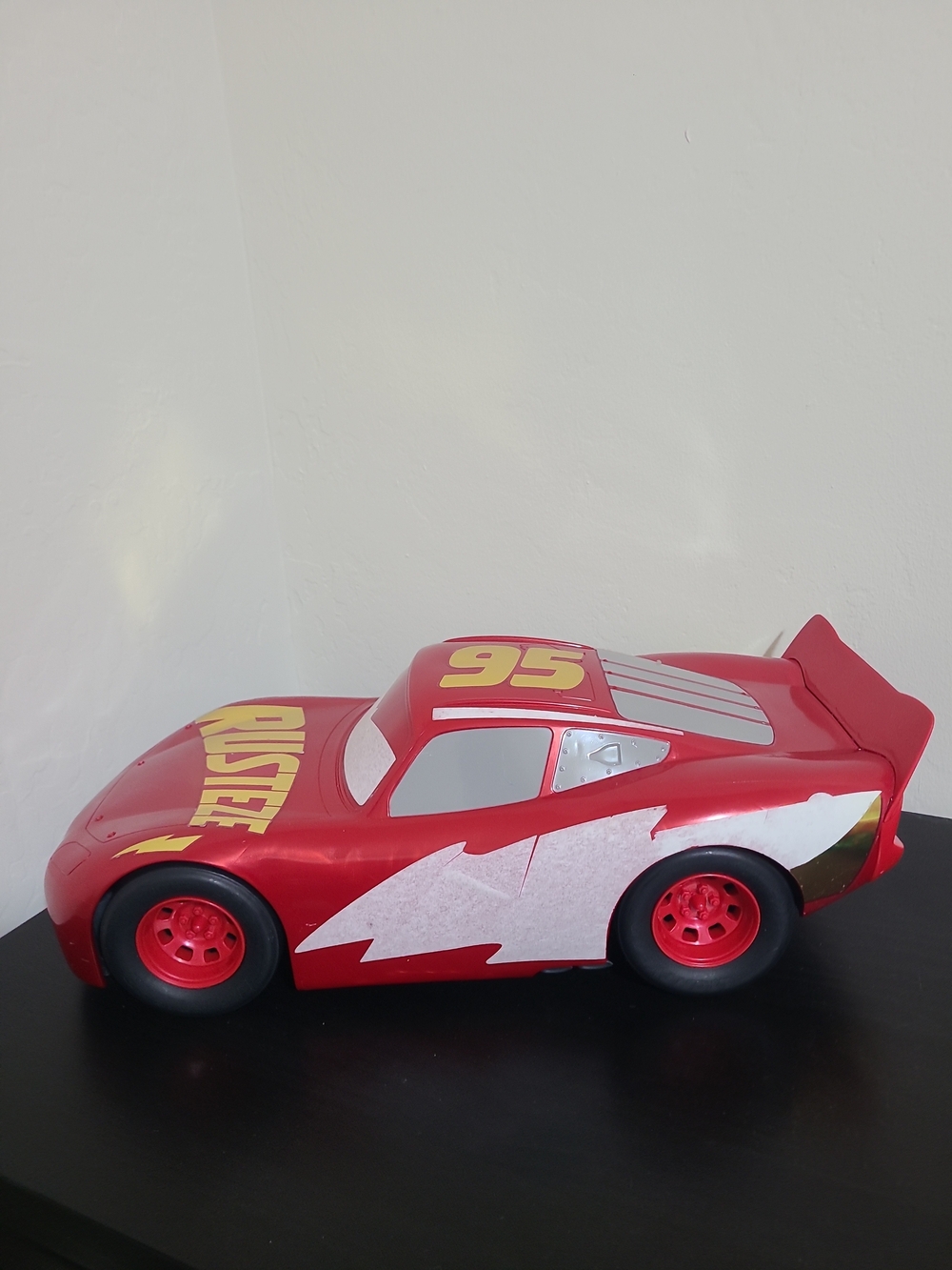 Disney Pixar Cars Jumbo Lightning McQueen 20" Diecast Plastic See Pics For Cond - Picture 3 of 10